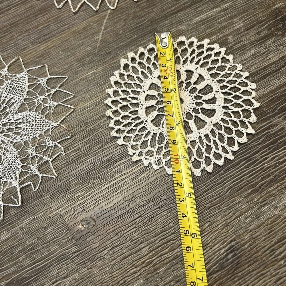 Antique Lot of 18 Handmade Round Doilies Table Top Doily Crochet Lace Cottage